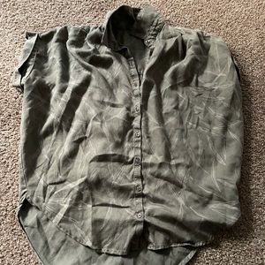 Prana button up short sleeved t shirt size small